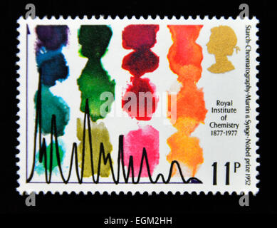 Postage stamp. Great Britain. Queen Elizabeth II. 1977. Royal Institute of Chemistry Centenary. Starch-Chromatography. Stock Photo
