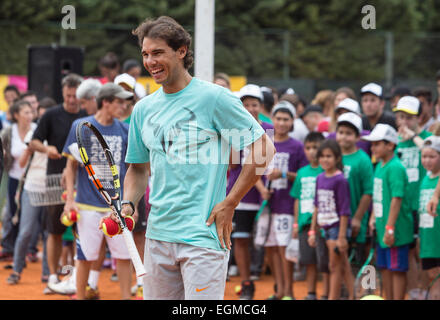 Buenos Aires, Argentina. 26th Feb, 2015. Spanish tennis player Rafael Nadal reacts during a tennis clinic in Buenos Aires, Argentina, Feb. 26, 2015. Credit:  Martin Zabala/Xinhua/Alamy Live News Stock Photo