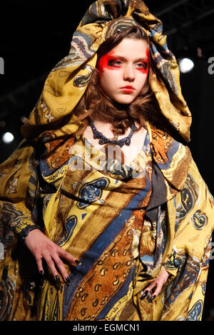 Vivienne Westwood LFW A/W'15 Stock Photo - Alamy
