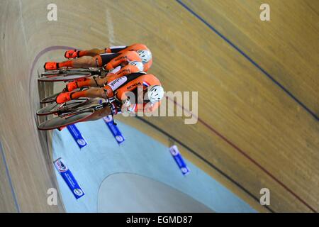 Tim VELDT / Wim STROETINGA / Dion BEUKEBOOM / Roy EFFTING - Pays Bas - Poursuite par equipes - 19.02.2015 - Cyclisme sur piste - Championnats du Monde - Saint Quentin En Yvelines -.Photo : Dave Winter / Icon Sport Stock Photo