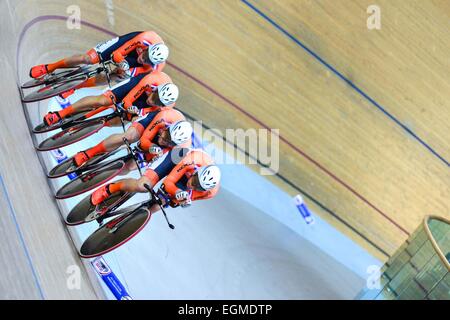 Tim VELDT/Wim STROETINGA/Dion BEUKEBOOM/Roy EFFTING - Pays Bas - Poursuite pas equips hommes - 19.02.2015 - Cyclisme sur piste - Championnats du Monde - Saint Quentin En Yvelines -.Photo : Dave Winter/Icon Sport Stock Photo