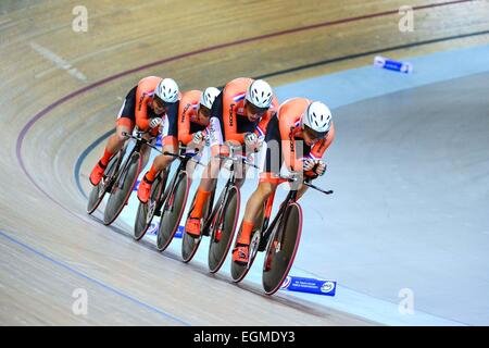 Tim VELDT/Wim STROETINGA/Dion BEUKEBOOM/Roy EFFTING - Pays Bas - Poursuite pas equips hommes - 19.02.2015 - Cyclisme sur piste - Championnats du Monde - Saint Quentin En Yvelines -.Photo : Dave Winter/Icon Sport Stock Photo