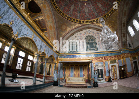 The Sultan's throne in the ornately decorated Imperial Throne Room in ...