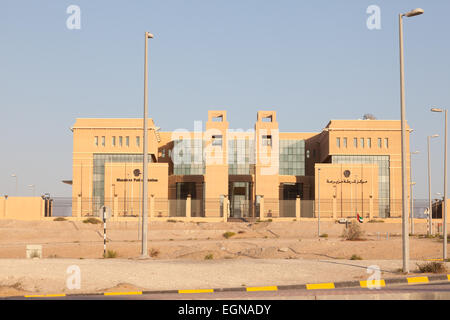 Muzairea Police Station building in Liwa Oasis Area, Abu Dhabi, United Arab Emirates Stock Photo