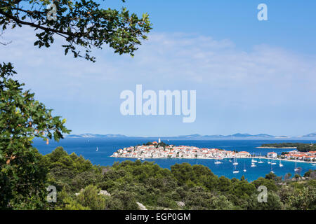 Primosten, Sibenik-Knin County, Croatia. Popular resort town on the Adriatic coastline. Stock Photo