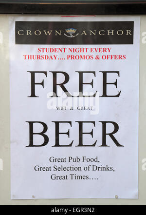 Amusing and slightly confusing 'FREE BEER' sign outside a pub in Winchester, Hampshire, UK. Stock Photo