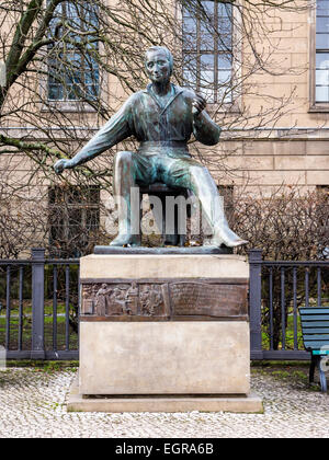 Berlin public art - statue, sculpture Poet, Heinrich Heine monument  - by sculptor, Waldemar Grzimek Stock Photo