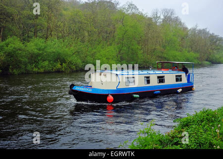 A barge on the river Barrow near Graignamanagh Stock Photo