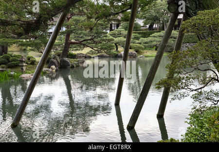 Kyoto, Japan. The gardens of the Katsura Imperial Villa (Katsura Rikyu). The pond in early spring Stock Photo