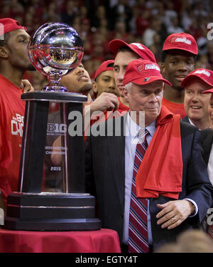 Madison, Wisconsin, USA. 1st March, 2015. Bo Ryan stands next to the Big Ten trophy after the NCAA Basketball game between the Wisconsin Badgers and Michigan State Spartans at the Kohl Center in Madison, WI. Wisconsin defeated Michigan State 68-61. Credit:  Cal Sport Media/Alamy Live News Stock Photo