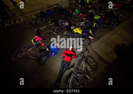 London, UK. 2nd March, 2015. Cycling Die In to Remember Claire Hitier-Abadie Credit:  Guy Corbishley/Alamy Live News