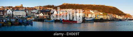 Scarborough Harbour, Winter Sunshine, North Yorkshire Stock Photo