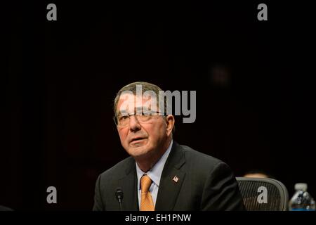 US Secretary of Defense Ash Carter testifies before the Senate Armed Services Committee on the proposed FY16 budget March 3, 2015 in Washington D.C. Stock Photo