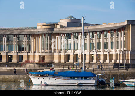 General view of Canon's House, offices of Lloyds TSB on the harbourside in Bristol on a clear sunny day. Stock Photo