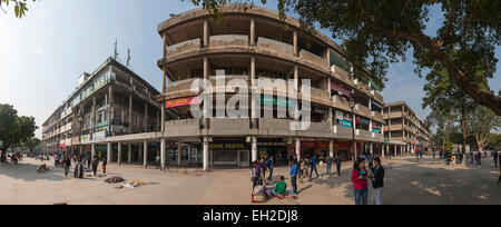 The central shopping district of Sector 17 in Chandigarh, India Stock Photo