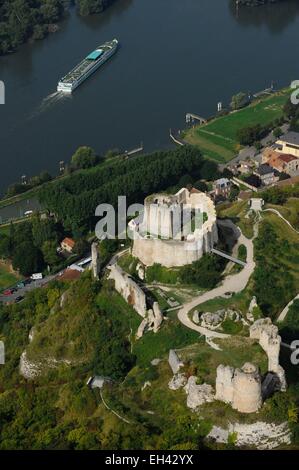 France, Eure, Les Andelys, Chateau Gaillard, ruined medieval fortress in the heart of Vexin Normand (aerial view) Stock Photo