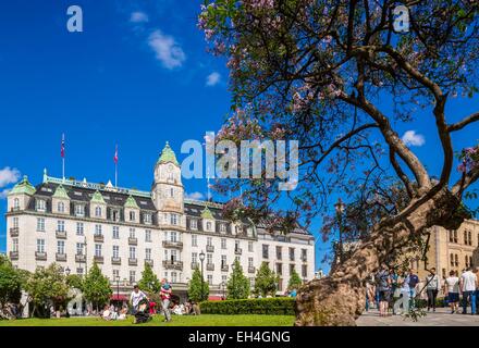 Norway, Oslo, Karl Johan street, Eidsvoll Square with at the bottom of Grand Hotel (1874) attended by playwright Henrik Ibsen (1828-1906) as well as many artists in the late 19th century and the annual Nobel Prize peace Stock Photo