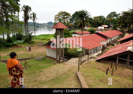 Gabon, Moyen-Ogooue Province, Lambarene, the former Albert Schweitzer Hospital and the Ogooue river, a road in the hospital between the Grand Pharmacy (polyclinic) and Bouka house (for recently operated patients) Stock Photo