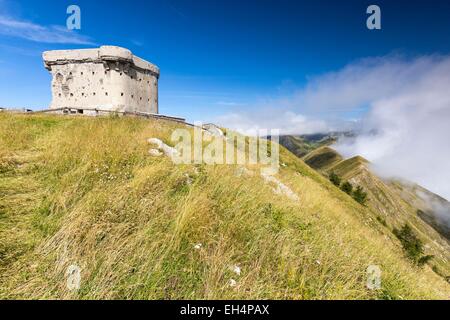 France, Alpes Maritimes, Parc National du Mercantour (National park of Mercantour), Breil sur Roya, l'Authion, in 2080 m armed fort of Redoute de la Pointe des Trois Communes Stock Photo