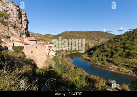 France, Aveyron, Millau Viaduct (A75 Motorway) built by Michel Virlogeux and Norman Foster, located between Causses de Sauveterre and Causses du Larzac above Tarn River, seen from Peyre, labelled Les Plus Beaux Villages de France (The Most Beautiful Villa Stock Photo