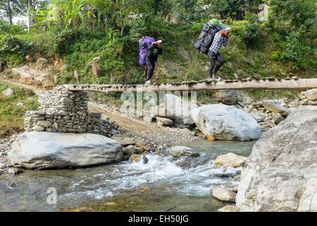 Nepal, Gandaki zone, Manaslu Circuit, between Arughat and Lapubesi Stock Photo