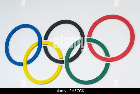 Olympic rings, multicolor 5 pieces puzzle by Calcetin | Download free STL  model | Printables.com