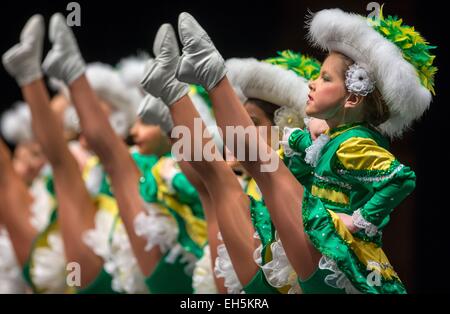 Suhl, Germany. 07th Mar, 2015. The majorettes of the group 'Roitzscher Springmaeuse' dance during the North-German championship of carnevalistic dancing in Suhl, Germany, 07 March 2015. About 1700 dancers of different age groups perform their various dance styles. Photo: Michael Reichel/dpa/Alamy Live News Stock Photo