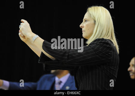 Hoffman Estates, IL, USA. 7th Mar, 2015. Maryland Terrapins head coach Brenda Frese in action in the second half during the 2015 Big Ten Women's Basketball Tournament game between the Maryland Terrapins and the Northwestern Wildcats at the Sears Centre in Hoffman Estates, IL. Patrick Gorski/CSM/Alamy Live News Stock Photo