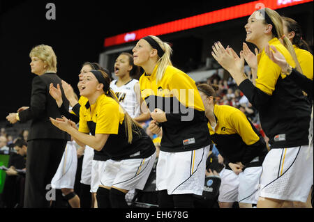 Hoffman Estates, IL, USA. 7th Mar, 2015. Iowa Hawkeyes bench cheers as their team scores in the first half during the 2015 Big Ten Women's Basketball Tournament game between the Iowa Hawkeyes and the Ohio State Buckeyes at the Sears Centre in Hoffman Estates, IL. Patrick Gorski/CSM/Alamy Live News Stock Photo