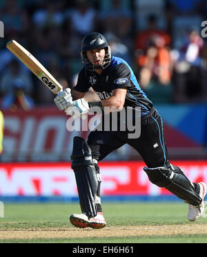 Napier, New Zealand. 08th Mar, 2015. Ross Taylor batting during the ICC Cricket World Cup match between New Zealand and Afghanistan at McLean Park in Napier, New Zealand. Sunday 8 March 2015. Credit:  Action Plus Sports/Alamy Live News Stock Photo