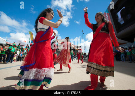 Adelaide Australia. 9th March 2015. Local traditional Bangladeshi dancers perform outside the Adelaide Oval ahead  of the England v Bangladesh ICC world Cricket match Credit:  amer ghazzal/Alamy Live News Stock Photo