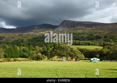 Owen Tyddyn Campsite, with Cadair Idris in the background. Snowdonia National Park, Gwynedd, Wales, UK. Stock Photo