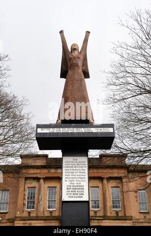 Council and Labour, memorial tribute to patrons of the city who died in the Spanish Civil war. It stands as a symbol against fascism in Scotland, UK Stock Photo