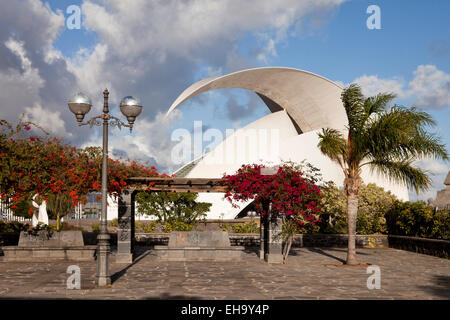 The modern concert hall Auditorio de Tenerife by architect Santiago Calatrava Valls in Santa Cruz de Tenerife, Tenerife, Canary Stock Photo