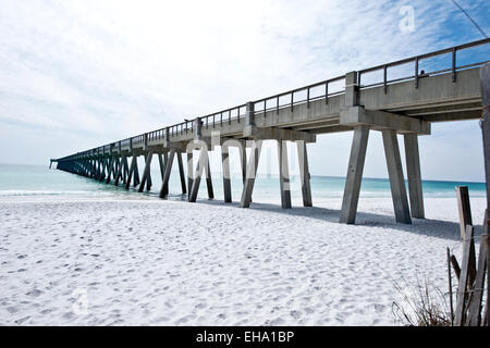 Florida fishing pier stock photo. Image of water, vacation - 23181052