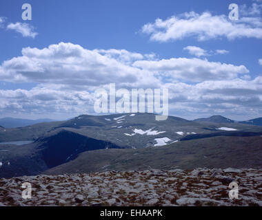 he summit of Ben Macdui  from Cairn Gorm Cairngorm mountains Grampian Scotland Stock Photo