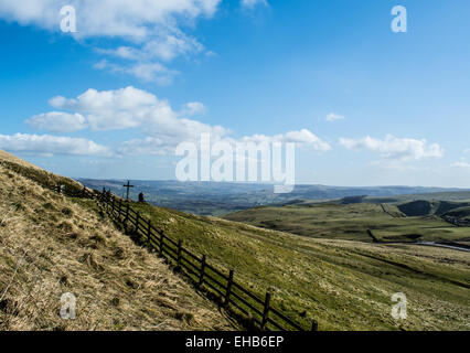 Hiking trails near Castleton, Peak district, England on a bright clear spring day. Stock Photo