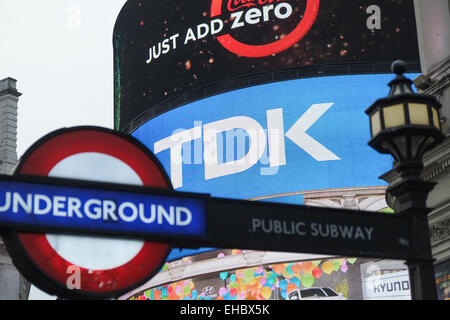 Piccadilly Circus, London, UK. 11th March 2015. Electronics company TDK is to stop its iconic neon advertising in London's Piccadilly Circus after 25 years. Credit:  Matthew Chattle/Alamy Live News Stock Photo