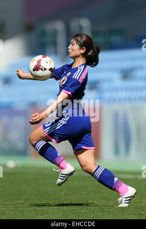 Faro, Portugal. 11th Mar, 2015. Aya Sameshima (JPN) Football/Soccer : Algarve Women's Football Cup 2015 Placement Match between Japan 2-0 Iceland at Algarve Stadium in Faro, Portugal . © YUTAKA/AFLO SPORT/Alamy Live News Stock Photo