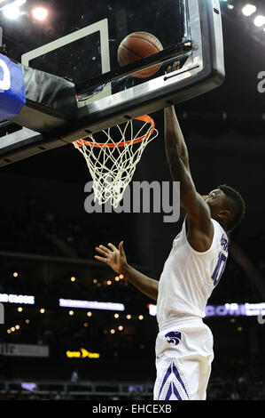 Kansas City, Mo - March 10: Oklahoma Sooners Guard Umoja Gibson (2 