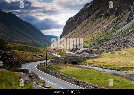 Pont Y Gromlech or Gromlech Bridge, Llanberis Pass, Snowdonia National Park, North Wales, UK Stock Photo