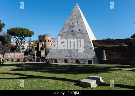 Pyramid of Caio Cestio Rome Italy Stock Photo