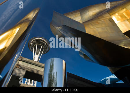 HISTORICAL 2009 SPACE NEEDLE EXPERIENCE MUSIC PROJECT  (© FRANK GEHRY 1995) SPACE NEEDLE TOWER (©JOHN GRAHAM & CO 1961) SEATTLE WASHINGTON STATE USA Stock Photo