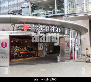 Entrance and sign of the new Blackfriars Station on the south bank of the Embankment, London with the National Rail logo Stock Photo