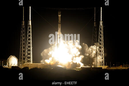 Cape Canaveral, Florida, USA. 12th March, 2015. NASA's Magnetospheric Multiscale (MMS) spacecraft launches aboard an Atlas V rocket at Cape Canaveral Air Force Station in Florida at 10:44 p.m. EST on March 12, 2015. The MMS mission consists of four identical spacecraft that will orbit the earth to study the magnetic fields around our planet. Credit:  Paul Hennessy/Alamy Live News Stock Photo