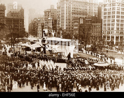 Union Square New York probably early 1900s Stock Photo - Alamy