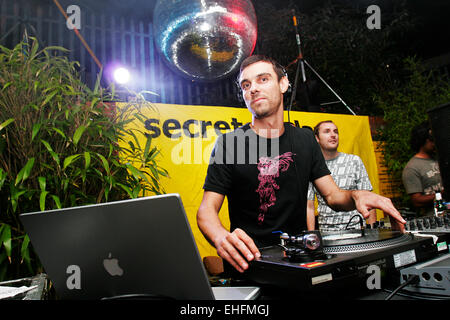 Steve Bug DJing at the TDK Cross Central festival at Kings Cross Goods Yard London. Stock Photo