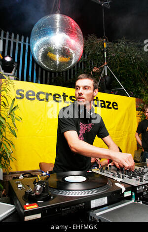 Steve Bug DJing at the TDK Cross Central festival at Kings Cross Goods Yard London. Stock Photo