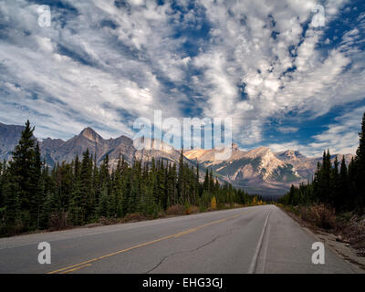 Road in Banff National Park, Alberta, Canada Stock Photo