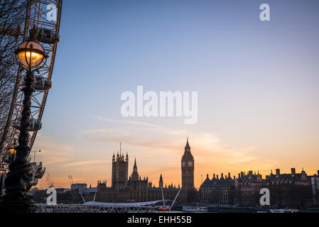 Big Ben and Houses of Parliament at dusk, London, England, Uk